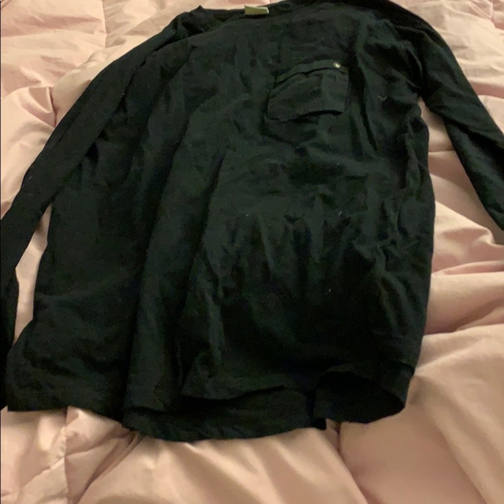Black long sleeve with pocket, perfect staple